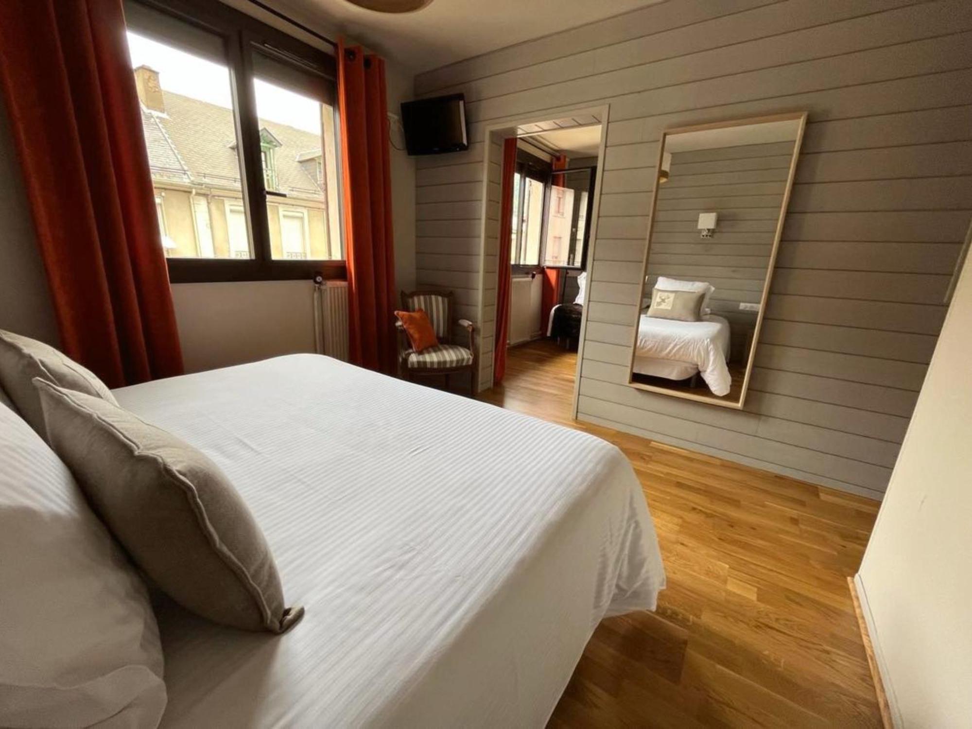 Hotel La Rencluse Saint-Mamet Εξωτερικό φωτογραφία