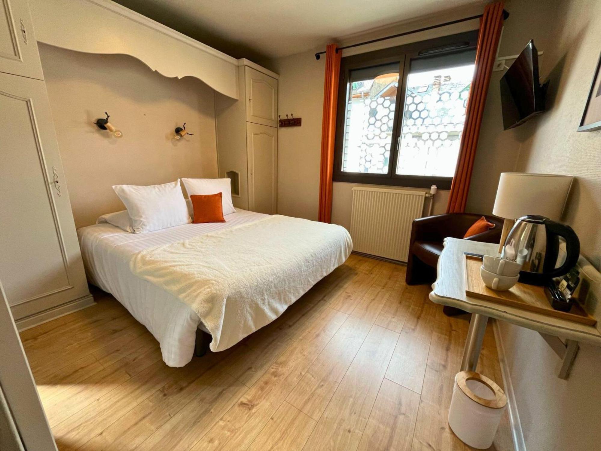 Hotel La Rencluse Saint-Mamet Εξωτερικό φωτογραφία