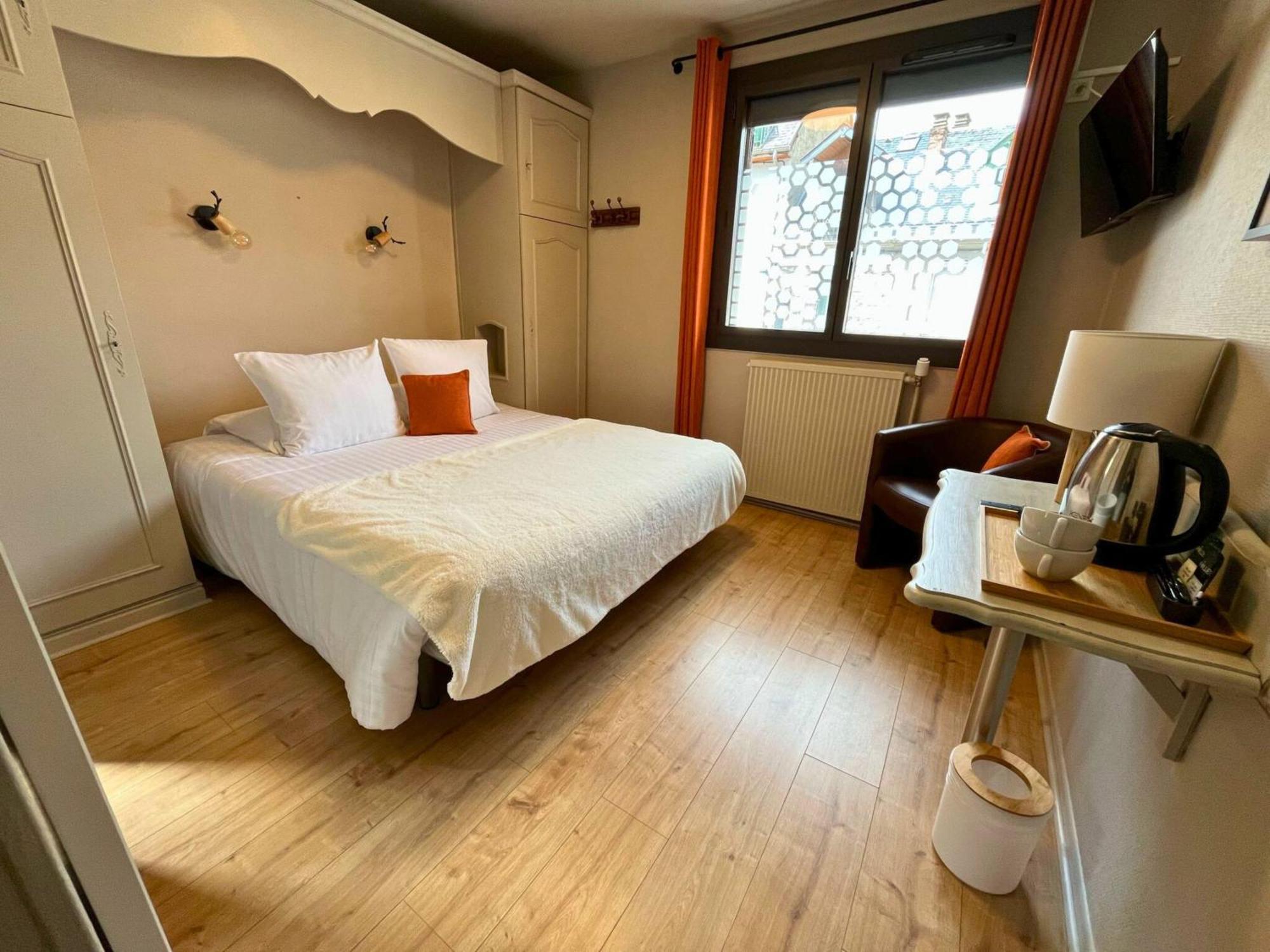 Hotel La Rencluse Saint-Mamet Εξωτερικό φωτογραφία
